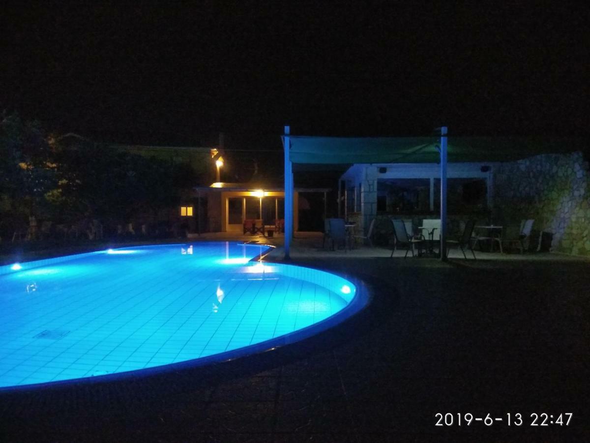 Stamatia Studios Razata Экстерьер фото